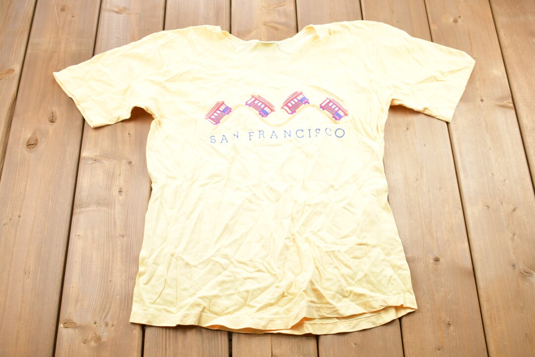 Vintage 1990s San Francisco Embroidered Graphic T-shirt / 80s