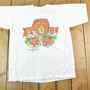 Vintage 1980s Milwaukee County Zoo Lions Single Stitch T-Shirt / 80s Sherry&#39;s Best Lions Souvenir Tee / Rare Vacation Tee / Made In USA