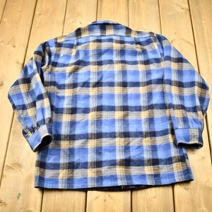 Vintage 1970s Pendleton Plaid Button Up Board Shirt / 100% Virgin Wool / Loop Button / Outdoor / True Vintage / Made In USA / Blue Flannel image 2