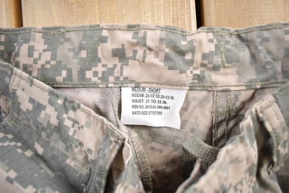 Vintage 2000s US Army Universal Camouflage Cargo … - image 6