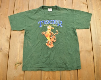 Vintage 1990s Tigger Disney Store Graphic Youth Size T-Shirt / 90s Graphic Tee / Winnie The Pooh / The Disney Store