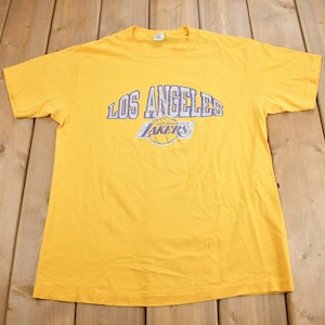 Vintage 1980s Los Angeles Lakers NBA Champion T-Shirt / Made In USA / Single Stitch / NBA Basketball / Vintage Champion / Sportswear
