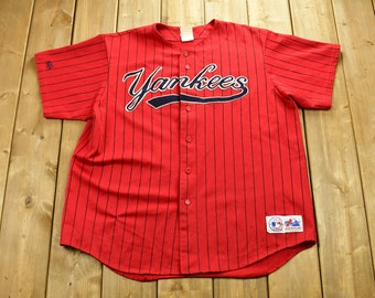 red yankees jersey