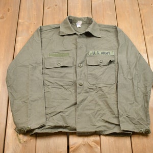 Vintage 1990s US Army Button Up Shirt / Made Proudly in USA / 1990s Button Up / Vintage Flannel / Casual Wear / Workwear / Pattern Button Up