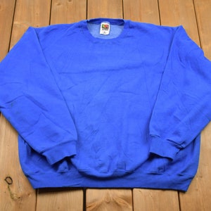 Vintage 1990s Blank Crewneck Sweatshirt / 90s Crewneck / Basic / Made In USA / Essential / Streetwear / 90s