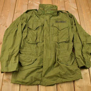 Vintage 1975 US Military Army Field Jacket / Militaria / US Army Green / Vintage Army / Streetwear Fashion / Army Jacket