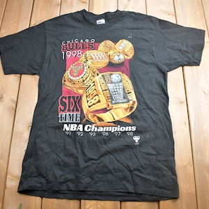 Vintage 1998 Chicago Bulls 6 Time NBA Champions Pro Player T-Shirt / 90s Streetwear / Vintage Bulls Tee / Sportswear / Jordan