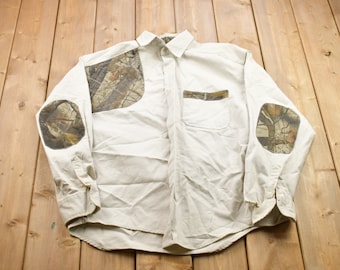 Vintage 1990s Hunting Camo Button Up / Souvenir / Vintage Sweatshirt / Outdoorsman / Wilderness Sweatshirt / Made In USA / Hunting Theme