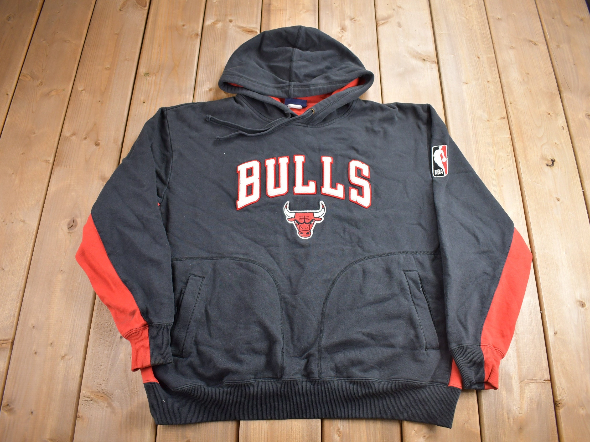 Vintage CHICAGO BULLS Warm Up Jacket - collectibles - by owner
