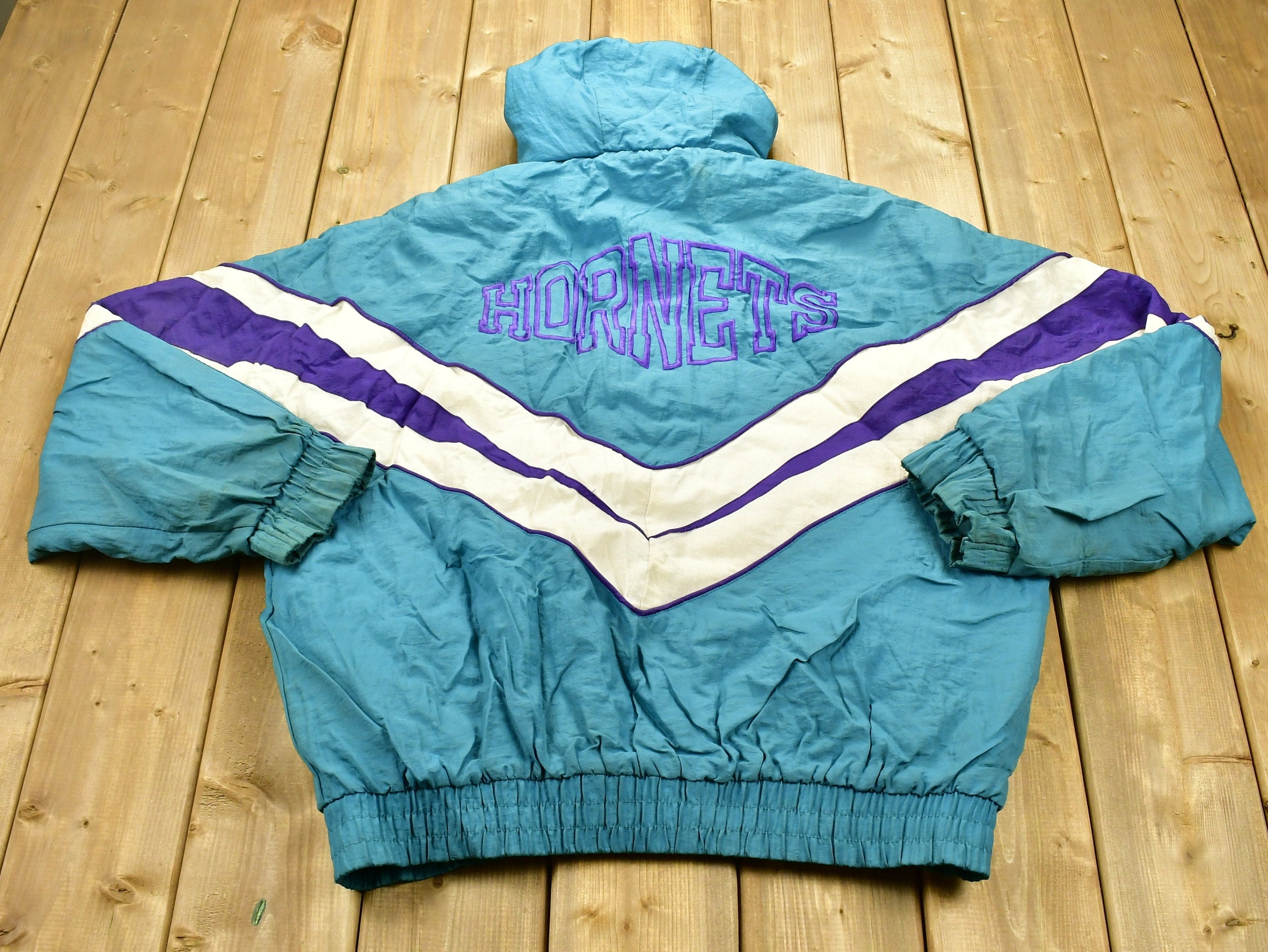 Charlotte Hornets Vintage Jacket by Nutmeg, Men's Fashion, Coats, Jackets  and Outerwear on Carousell