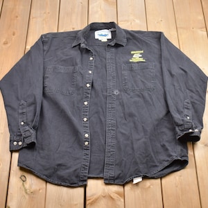 Vintage 1990s Canadian Outdoors Button Up Shirt / 1990s Button Up / Vintage Casual Shirt / Casual Wear / Workwear / Button Up