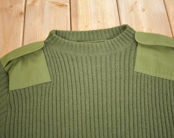 Vintage Y2K US Military Knit Sweater / US Army Green