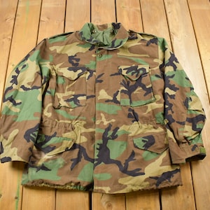 Vintage 1993 US Army Woodland Camo Cold Weather Military Field Jacket / US Army Green / Vintage Army / Militaria / Army Jacket