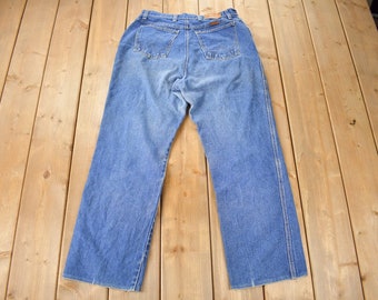 Vintage 1970s Wrangler Women's Jeans Size 30 x 26  Made in USA / American Vintage / Workwear / Streetwear / Vintage Pants