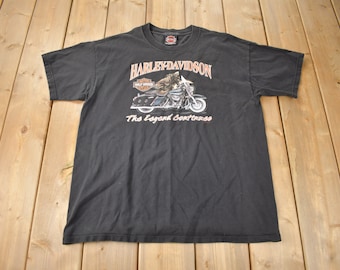 Vintage 2000 Harley Davidson Motorcycles Montreal The Legend Continues Graphic T-Shirt