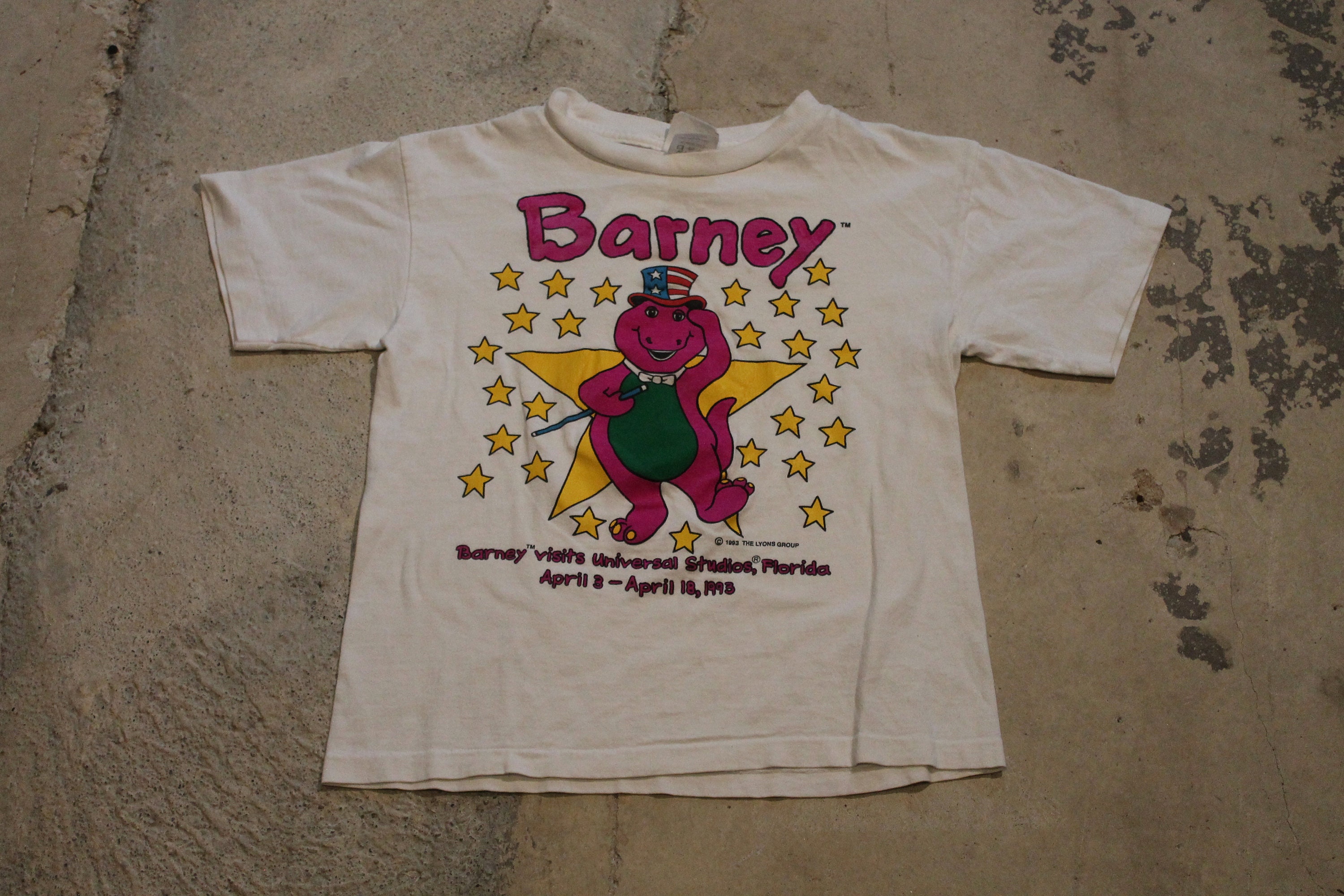 Barney Tシャツ