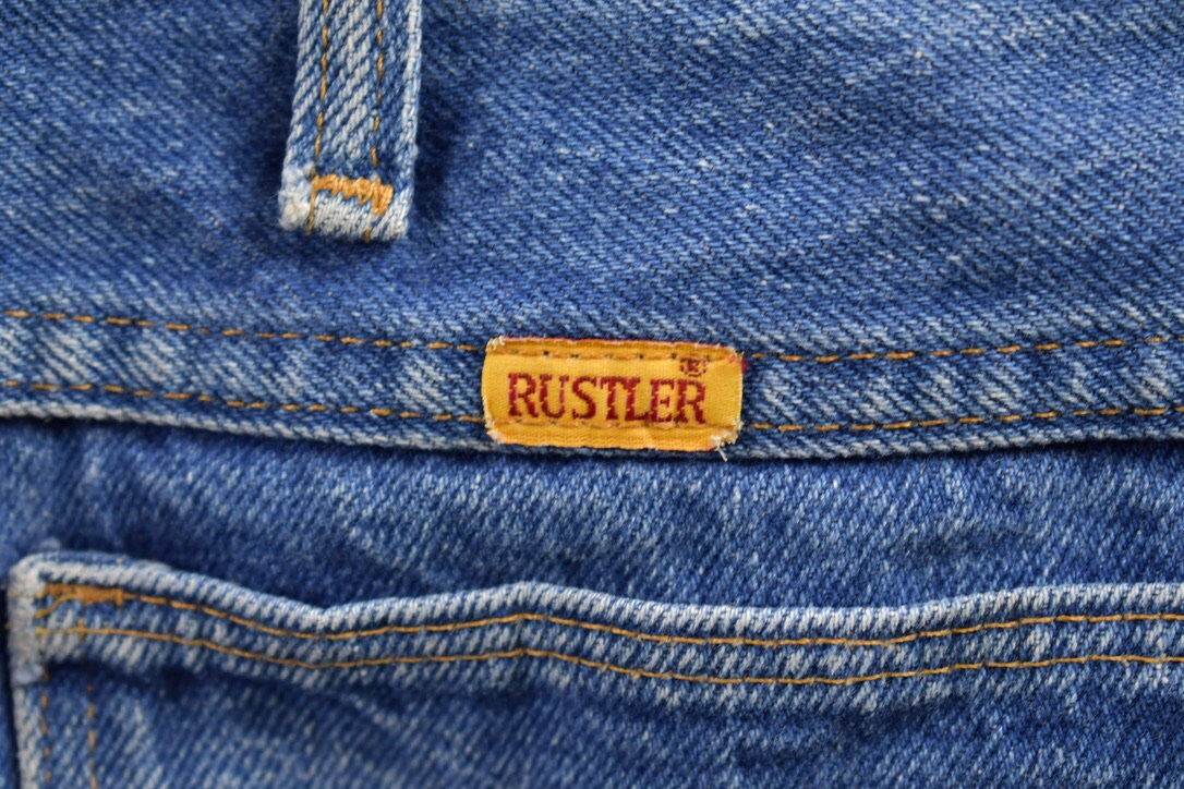 Vintage 1970s Rustler Jeans / Size 33 X 30.5 / Straight Leg / Mid