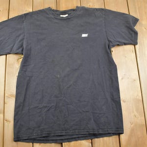 Vintage 1990s Nike Graphic T-Shirt / Swoosh / Nike Swoosh / Nike Vintage / Small Swoosh / Big Swoosh / Nike Check