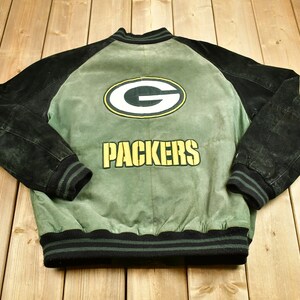 Vintage 1990s Green Bay Packers NFL Suede Letterman Jacket / Packers Fan Gear / Winter Sportswear / Streetwear Fashion / Spell Out