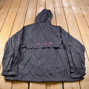 Vintage 1990s Nike Logo Windbreaker Jacket / Mesh Lined / Athletic Spring Summer Sportswear / Streetwear / Athleisure