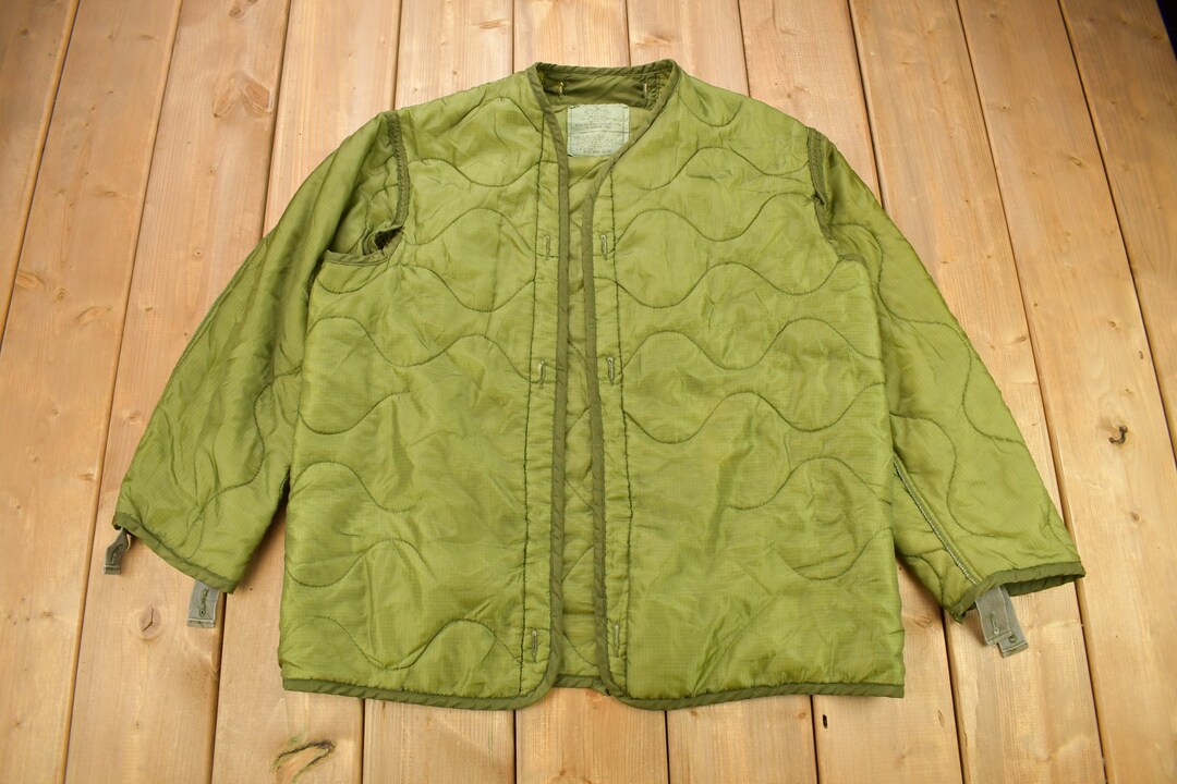 Vintage 1984 U.S. M65 Military Jacket Liner Size M / Vintage Army Jacket / US Army Green