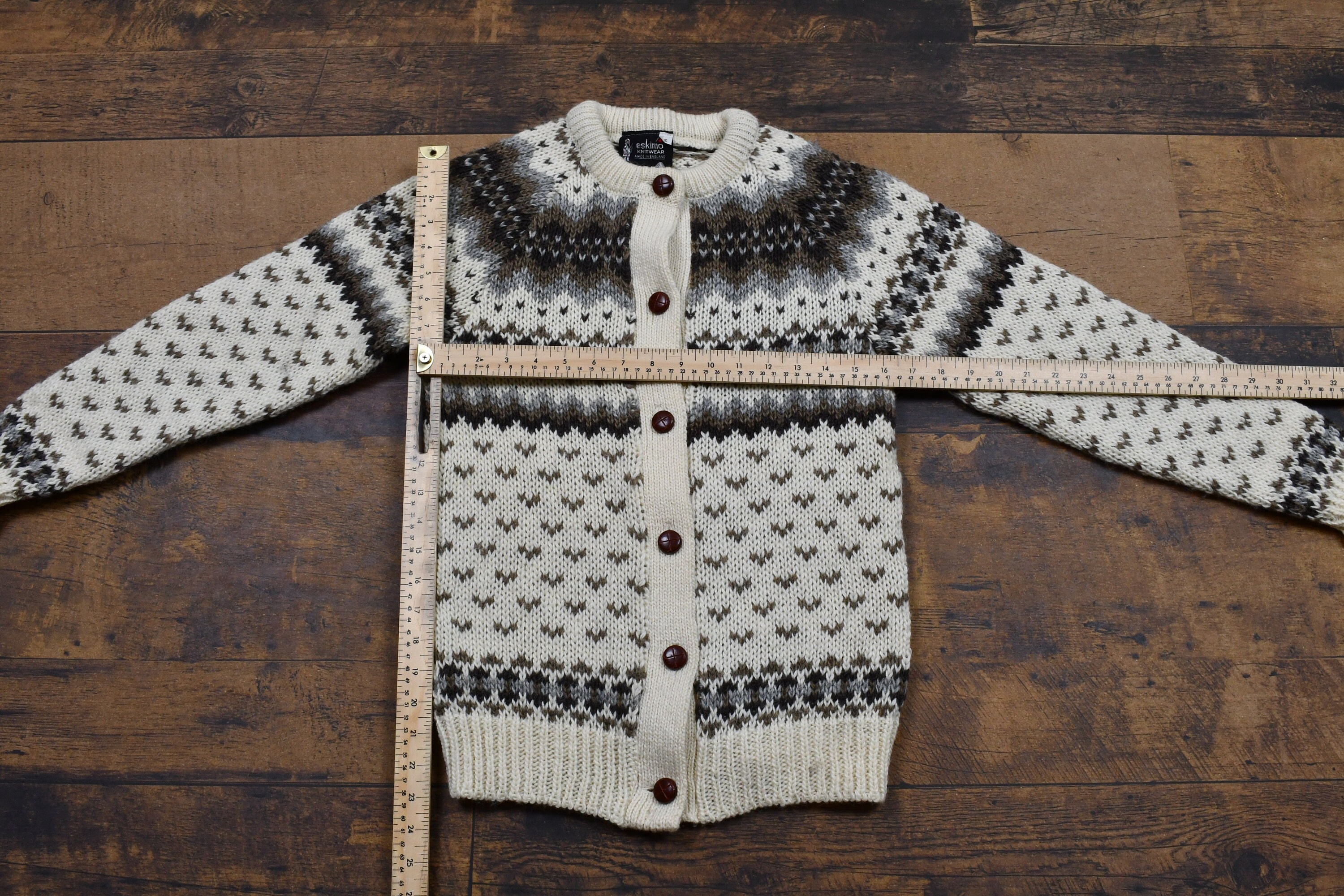 Vintage 1980s Eskimo Knitwear Wool Button up Sweater