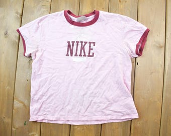 Vintage 1990s Nike Graphic T-Shirt / Swoosh / Nike Swoosh / Nike Vintage / Small Swoosh / Big Swoosh / Nike Check