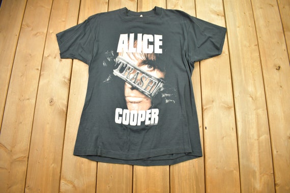 Vintage 1989 Alice Cooper Trash Graphic T Shirt / Brockum