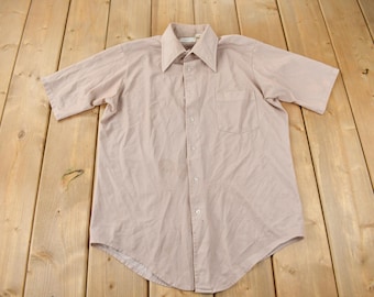 Vintage 1980s Van Heusen Short Sleeve Button Up Shirt / 1990s Button Up / Vintage Dress Shirt