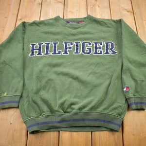 Vintage 90er Jahre Tommy Hilfiger Sweatshirt mit besticktem Rundhalsausschnitt / 90s Crewneck / bestickt / besticktes Sweatshirt / geripptes Sweatshirt
