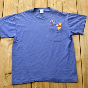 Vintage Disney Winnie The Pooh Single Stitch T-Shirt/ Made In USA / Embroidered/ 90s Graphic Tee / Cartoonist / American Streetwear