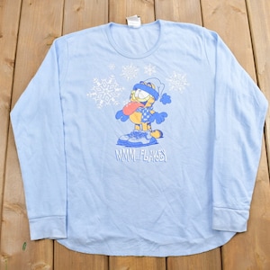 Vintage 1990s Garfield Long Sleeve T Shirt / Winter Theme / MMM Flakes / 90s Garfield / Graphic Print / Sleep Shirt / Pyjama Top