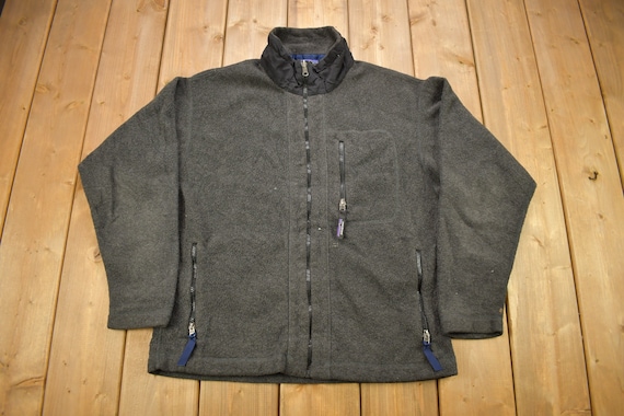 Vintage 2001 Patagonia Synchilla Full Zip Fleece Sweater / Made in 