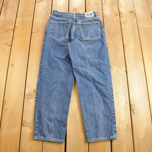 Vintage 1990s Levi&#39;s Silver Tab Women&#39;s Jeans Size 31 x 27 / Vintage Denim / Made In USA / Vintage Levi&#39;s / Vintage Jeans / Embroidered