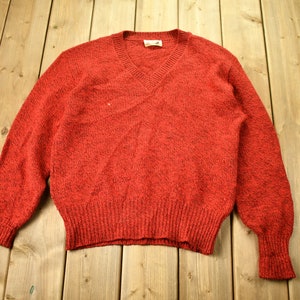 Vintage 1980s Lobo By Pendleton 100% Virgin Wool Knitted Crewneck Sweater / Vintage Crewneck / Pendleton Sweatshirt / Blank Sweater