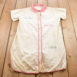 Vintage 1980s Penney's Adonna Embroidered Careers Button Up Shirt / Casual Shirt / Formal Shirt / Single Stitch / Essentials