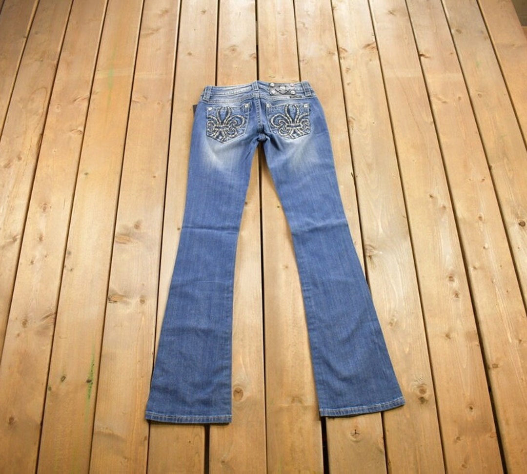 Vintage Y2K Miss Me Bedazzled Low Rise Jeans Size 26x31 / Boot Cut