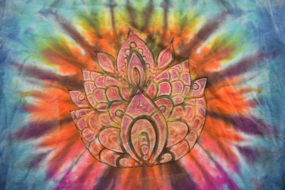 Vintage 1990s Abstract Flower Tie Dye Graphic T S… - image 4