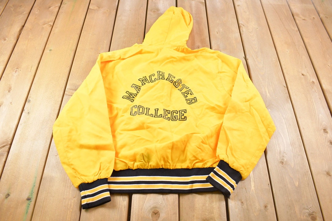 Corteiz Olde English Quilted Bomber Jacket Yellow