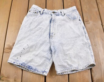 Vintage 1990s Sasson Light Acid Wash Jean Shorts 26 x 7 / 90s Shorts / Streetwear Fashion / Bottoms / Light Wash / Vintage Jeans/ Jorts