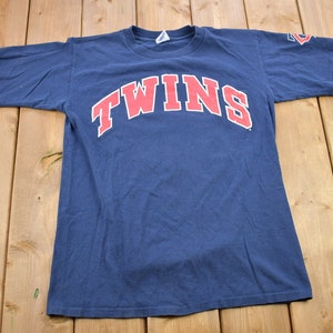 Vintage 1993 Minnesota Twins MLB Graphic T-Shirt / Made In USA / Single Stitch / MLB Baseball / 90s Streetwear / Sportswear / Twin City
