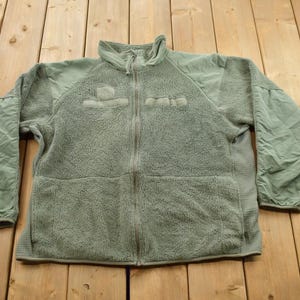 Vintage 1990s Military Cold Weather Polar Tec Fleece Sweater / Full Zip Jacket / US Army / Made In USA / Streetwear Fashion / Army Jacket