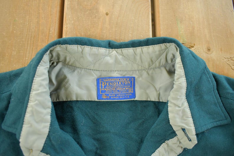 Vintage 1980s Pendleton Wool Flannel Button Up Shirt Men's XL / 80s Button Up / Vintage Pendleton / True Vintage / Outdoors / Elbow Patch image 4