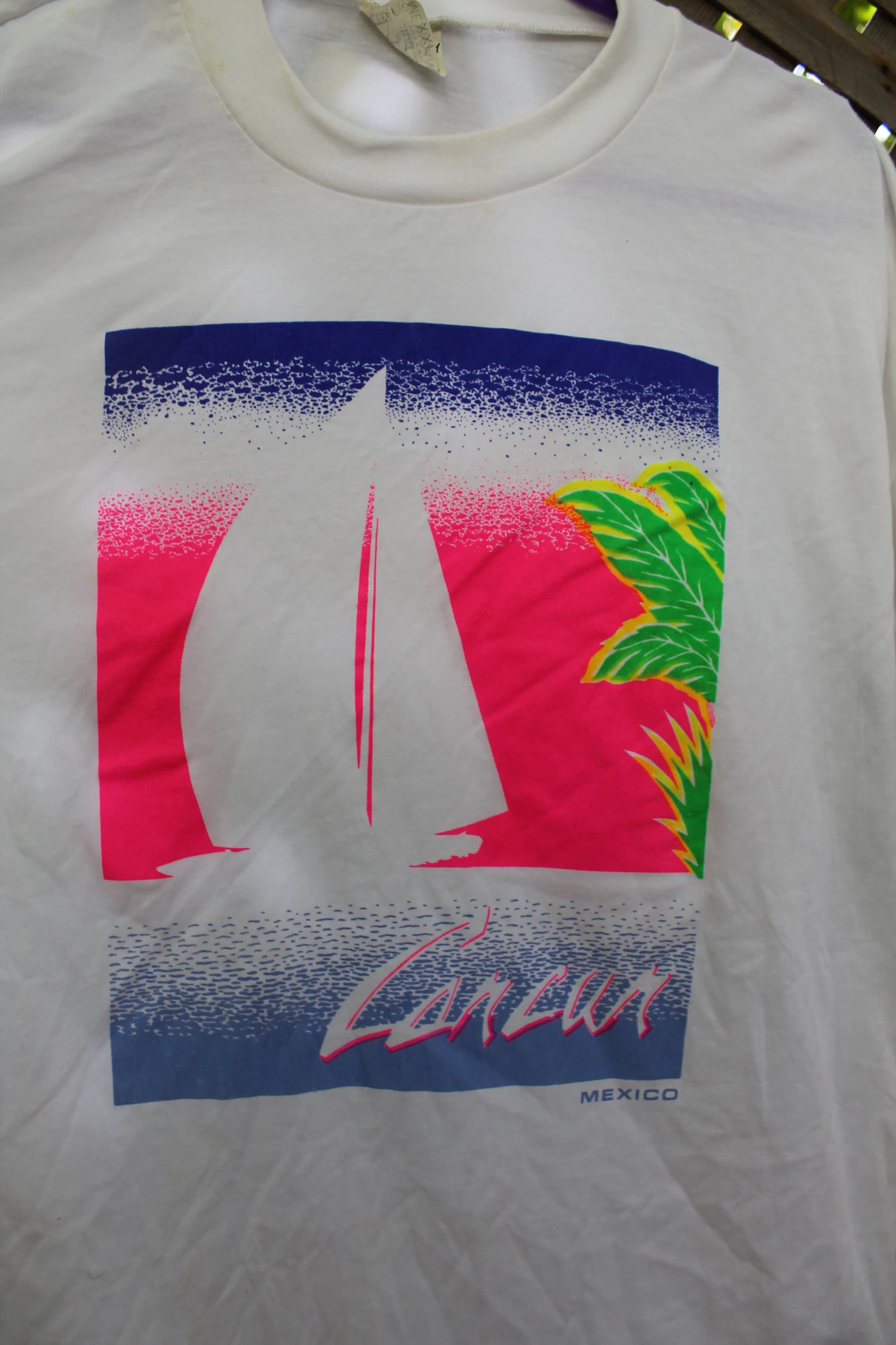 Vintage 1990s Cancun Mexico Souvenir T Shirt / Sailboat Print 