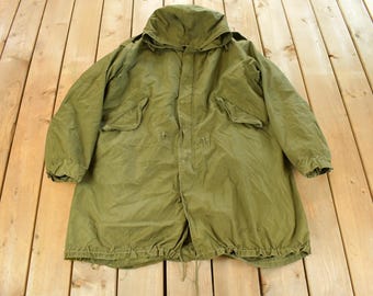 Vintage 1983 Militär Kapuzen Parka Jacke Herren groß / Reißverschluss Kapuzenmantel / 80er Jahre Armee Grün / Armeejacke / Militär Parka