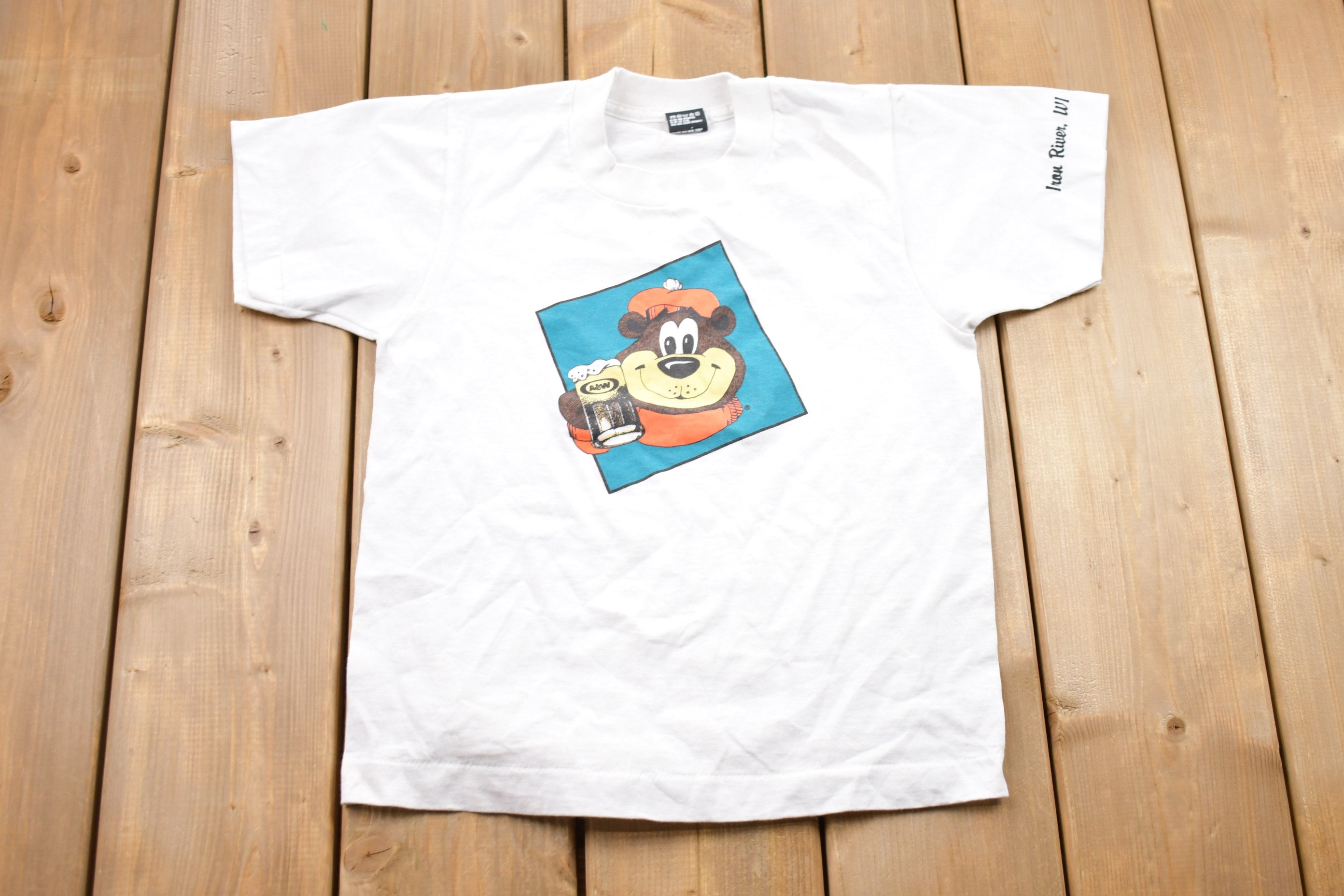 Vintage 1990s Kids A&W Iron River Wisconsin Graphic T-shirt