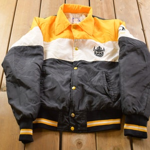 Vintage 1970 Embroidered Vikings Football Bomber Bomber Jacket / Snap Button / Streetwear / Souvenir Jacket / Made In Canada / Workwear