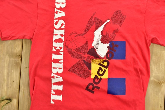Vintage 1990s Reebok Basketball Graphic T-Shirt /… - image 3