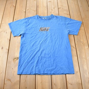 Vintage 2000s Nike Graphic T-Shirt Made In Canada Size M