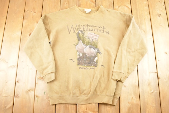Canada Goose, Vintage 1990s Canadian Wetlands Canada Goose Souvenir Crewneck Sweatshirt Men's L / 90's Outdoorsman Graphic Sweater